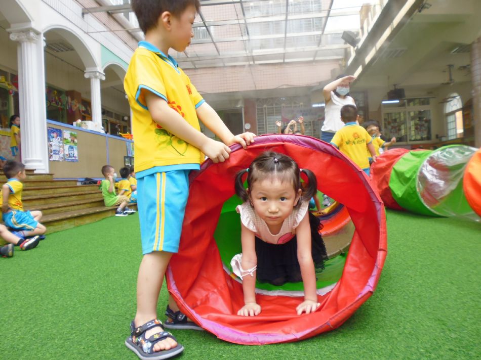 文件 : <FONT COLOR='red'>(109.06.24)體適能.JPG</FONT> <BR> 尺寸 : <FONT COLOR='blue'>950 × 712</FONT> 圖元 <BR> 格式 : <FONT COLOR='green'>jpg</FONT> <BR> 大小 : <FONT COLOR='green'> -- </FONT> KB