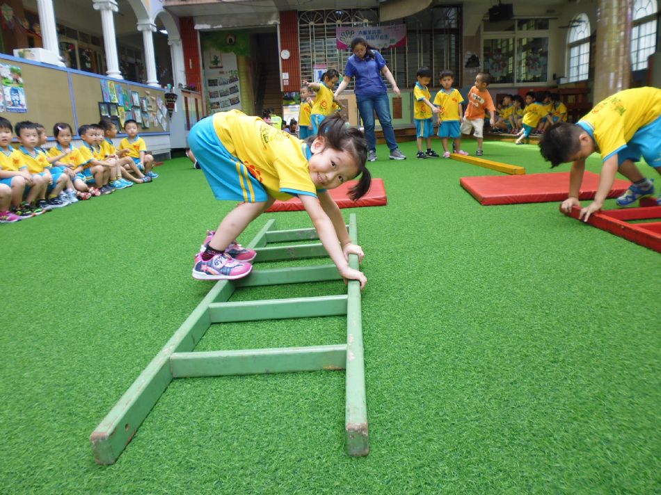 文件 : <FONT COLOR='red'>(109.07.01)體適能-3.JPG</FONT> <BR> 尺寸 : <FONT COLOR='blue'>950 × 712</FONT> 圖元 <BR> 格式 : <FONT COLOR='green'>jpg</FONT> <BR> 大小 : <FONT COLOR='green'> -- </FONT> KB