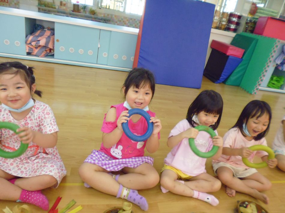 文件 : <FONT COLOR='red'>(109.06.04)奧福音樂.JPG</FONT> <BR> 尺寸 : <FONT COLOR='blue'>950 × 712</FONT> 圖元 <BR> 格式 : <FONT COLOR='green'>jpg</FONT> <BR> 大小 : <FONT COLOR='green'> -- </FONT> KB