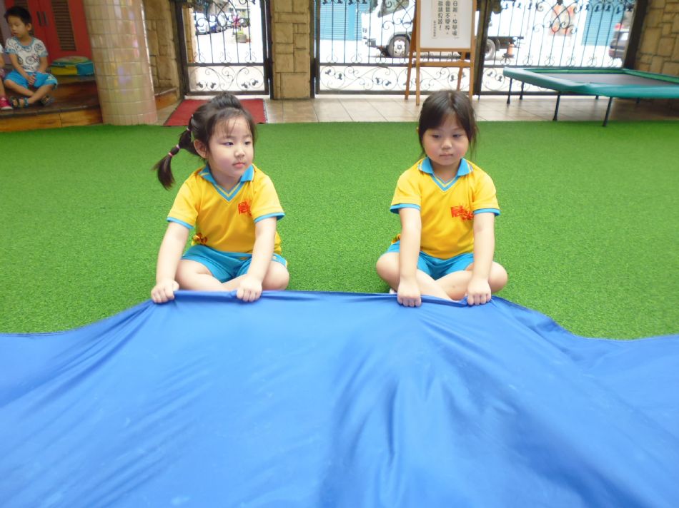 文件 : <FONT COLOR='red'>(109.06.10)體適能-1.JPG</FONT> <BR> 尺寸 : <FONT COLOR='blue'>950 × 712</FONT> 圖元 <BR> 格式 : <FONT COLOR='green'>jpg</FONT> <BR> 大小 : <FONT COLOR='green'> -- </FONT> KB