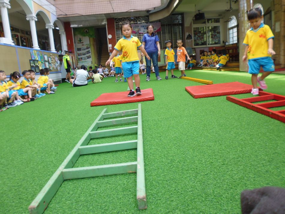 文件 : <FONT COLOR='red'>(109.07.01)體適能.JPG</FONT> <BR> 尺寸 : <FONT COLOR='blue'>950 × 712</FONT> 圖元 <BR> 格式 : <FONT COLOR='green'>jpg</FONT> <BR> 大小 : <FONT COLOR='green'> -- </FONT> KB