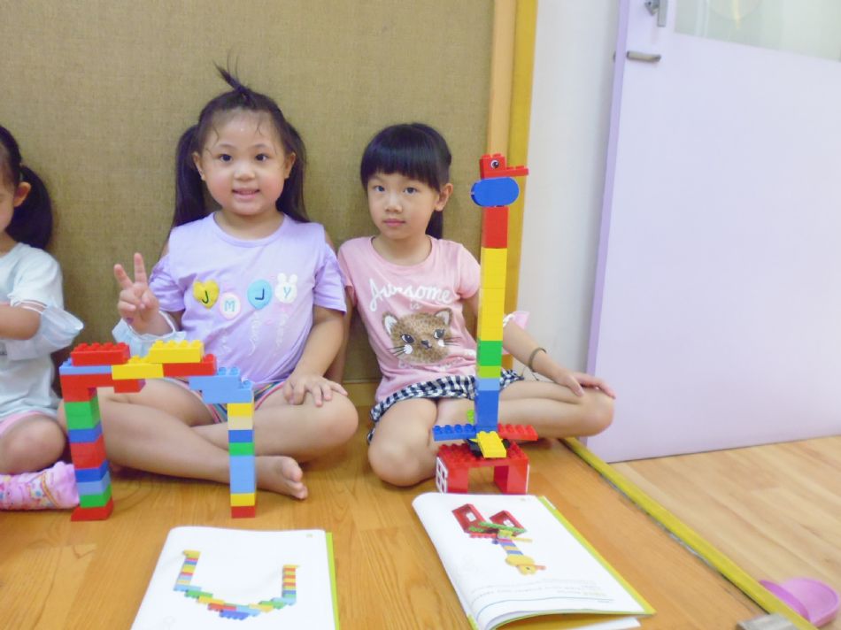 文件 : <FONT COLOR='red'>(109.07.06)樂高積木【總統整B2】-2.JPG</FONT> <BR> 尺寸 : <FONT COLOR='blue'>950 × 712</FONT> 圖元 <BR> 格式 : <FONT COLOR='green'>jpg</FONT> <BR> 大小 : <FONT COLOR='green'> -- </FONT> KB