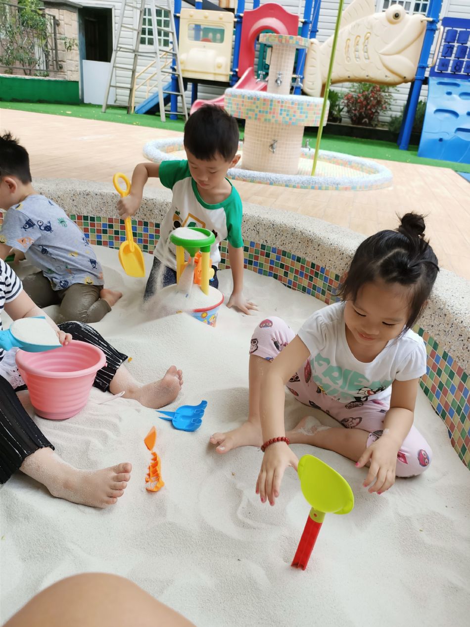 文件 : <FONT COLOR='red'>(109.06.20)快樂沙趣-1.JPG</FONT> <BR> 尺寸 : <FONT COLOR='blue'>950 × 1267</FONT> 圖元 <BR> 格式 : <FONT COLOR='green'>jpg</FONT> <BR> 大小 : <FONT COLOR='green'> -- </FONT> KB