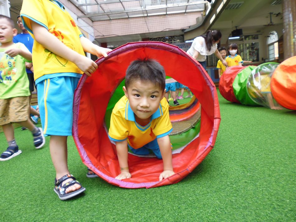 文件 : <FONT COLOR='red'>(109.06.24)體適能.JPG</FONT> <BR> 尺寸 : <FONT COLOR='blue'>950 × 712</FONT> 圖元 <BR> 格式 : <FONT COLOR='green'>jpg</FONT> <BR> 大小 : <FONT COLOR='green'> -- </FONT> KB