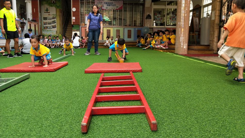 文件 : <FONT COLOR='red'>(109.07.01)體能課-1.JPG</FONT> <BR> 尺寸 : <FONT COLOR='blue'>950 × 534</FONT> 圖元 <BR> 格式 : <FONT COLOR='green'>jpg</FONT> <BR> 大小 : <FONT COLOR='green'> -- </FONT> KB