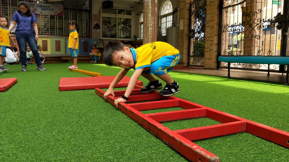 文件 : <FONT COLOR='red'>(109.07.01)體能課-4.JPG</FONT> <BR> 尺寸 : <FONT COLOR='blue'>950 × 534</FONT> 圖元 <BR> 格式 : <FONT COLOR='green'>jpg</FONT> <BR> 大小 : <FONT COLOR='green'> -- </FONT> KB