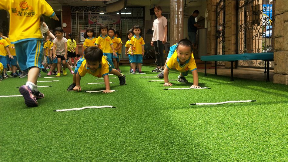 文件 : <FONT COLOR='red'>(109.06.03)體能課-5.JPG</FONT> <BR> 尺寸 : <FONT COLOR='blue'>950 × 534</FONT> 圖元 <BR> 格式 : <FONT COLOR='green'>jpg</FONT> <BR> 大小 : <FONT COLOR='green'> -- </FONT> KB