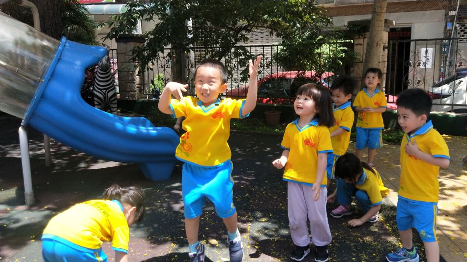 文件 : <FONT COLOR='red'>(109.06.17)戶外活動.JPG</FONT> <BR> 尺寸 : <FONT COLOR='blue'>950 × 534</FONT> 圖元 <BR> 格式 : <FONT COLOR='green'>jpg</FONT> <BR> 大小 : <FONT COLOR='green'> -- </FONT> KB