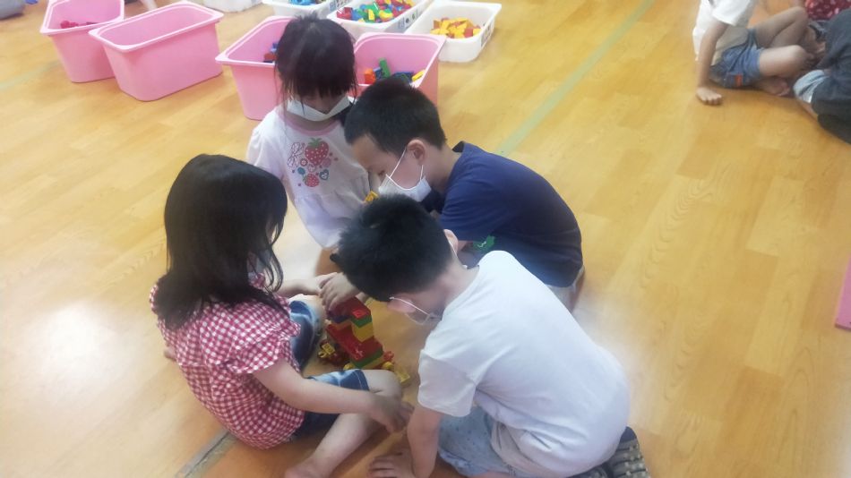 文件 : <FONT COLOR='red'>(109.06.23)樂高【統整活動】-1.JPG</FONT> <BR> 尺寸 : <FONT COLOR='blue'>950 × 534</FONT> 圖元 <BR> 格式 : <FONT COLOR='green'>jpg</FONT> <BR> 大小 : <FONT COLOR='green'> -- </FONT> KB