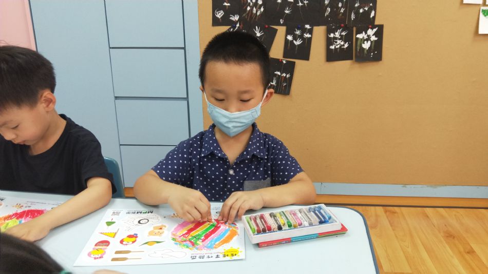 文件 : <FONT COLOR='red'>(109.06.24)龍舟-4.JPG</FONT> <BR> 尺寸 : <FONT COLOR='blue'>950 × 534</FONT> 圖元 <BR> 格式 : <FONT COLOR='green'>jpg</FONT> <BR> 大小 : <FONT COLOR='green'> -- </FONT> KB