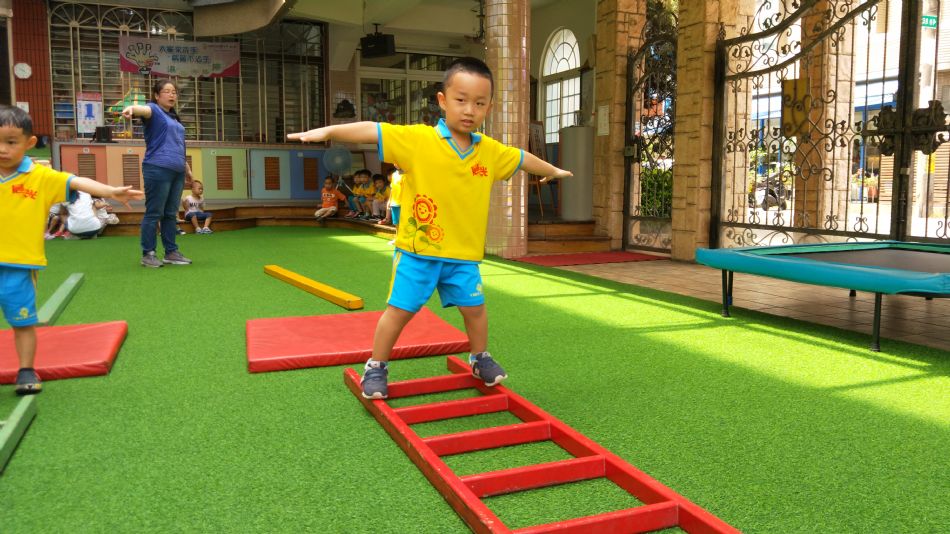 文件 : <FONT COLOR='red'>(109.07.01)體能課.JPG</FONT> <BR> 尺寸 : <FONT COLOR='blue'>950 × 534</FONT> 圖元 <BR> 格式 : <FONT COLOR='green'>jpg</FONT> <BR> 大小 : <FONT COLOR='green'> -- </FONT> KB