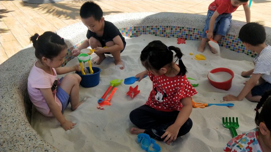 文件 : <FONT COLOR='red'>(109.06.22)玩沙趣-1.JPG</FONT> <BR> 尺寸 : <FONT COLOR='blue'>950 × 534</FONT> 圖元 <BR> 格式 : <FONT COLOR='green'>jpg</FONT> <BR> 大小 : <FONT COLOR='green'> -- </FONT> KB