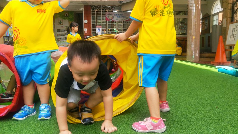 文件 : <FONT COLOR='red'>(109.06.24)體能課-1.JPG</FONT> <BR> 尺寸 : <FONT COLOR='blue'>950 × 534</FONT> 圖元 <BR> 格式 : <FONT COLOR='green'>jpg</FONT> <BR> 大小 : <FONT COLOR='green'> -- </FONT> KB