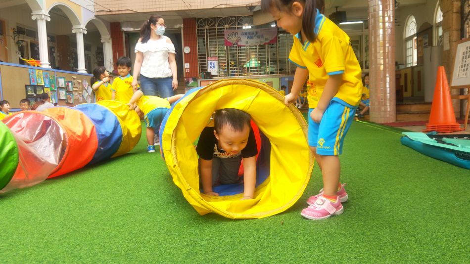 文件 : <FONT COLOR='red'>(109.06.24)體能課.JPG</FONT> <BR> 尺寸 : <FONT COLOR='blue'>950 × 534</FONT> 圖元 <BR> 格式 : <FONT COLOR='green'>jpg</FONT> <BR> 大小 : <FONT COLOR='green'> -- </FONT> KB