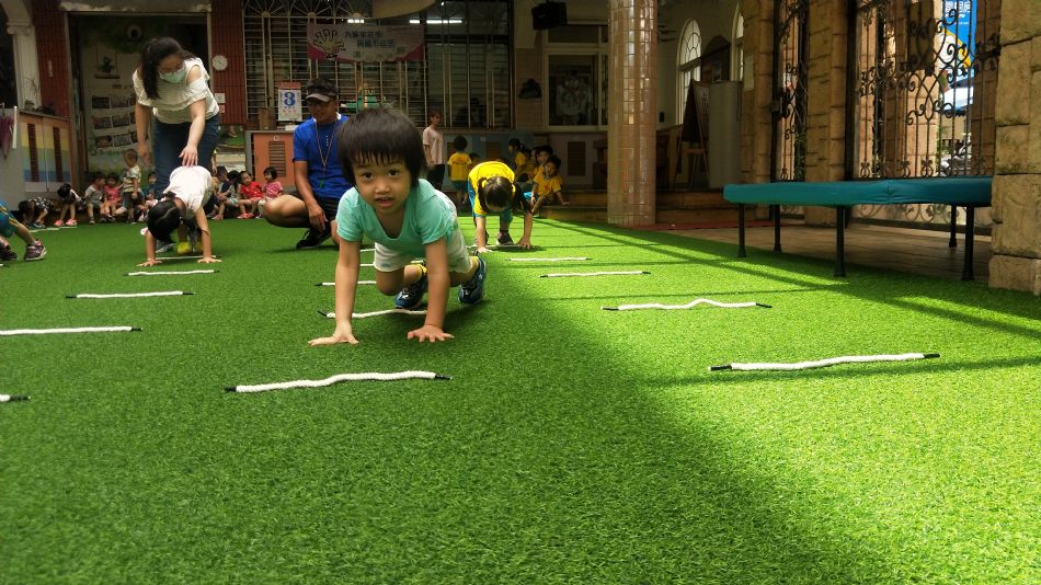 文件 : <FONT COLOR='red'>(109.06.03)體能課-8.JPG</FONT> <BR> 尺寸 : <FONT COLOR='blue'>950 × 534</FONT> 圖元 <BR> 格式 : <FONT COLOR='green'>jpg</FONT> <BR> 大小 : <FONT COLOR='green'> -- </FONT> KB