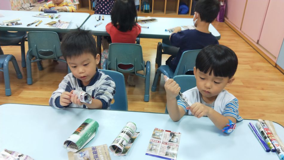 文件 : <FONT COLOR='red'>(108.10.28)捲紙.JPG</FONT> <BR> 尺寸 : <FONT COLOR='blue'>950 × 534</FONT> 圖元 <BR> 格式 : <FONT COLOR='green'>jpg</FONT> <BR> 大小 : <FONT COLOR='green'> -- </FONT> KB