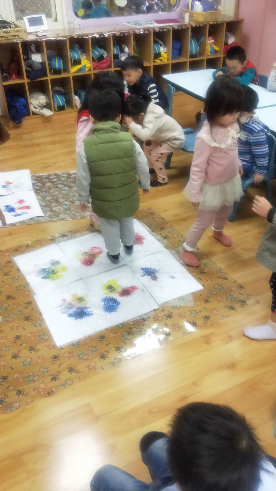 文件 : <FONT COLOR='red'>(109.01.10)美感課-2.JPG</FONT> <BR> 尺寸 : <FONT COLOR='blue'>950 × 1689</FONT> 圖元 <BR> 格式 : <FONT COLOR='green'>jpg</FONT> <BR> 大小 : <FONT COLOR='green'> -- </FONT> KB