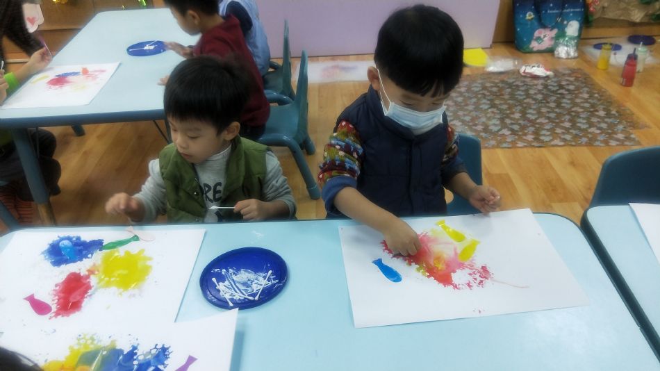 文件 : <FONT COLOR='red'>(109.01.10)美感課.JPG</FONT> <BR> 尺寸 : <FONT COLOR='blue'>950 × 534</FONT> 圖元 <BR> 格式 : <FONT COLOR='green'>jpg</FONT> <BR> 大小 : <FONT COLOR='green'> -- </FONT> KB