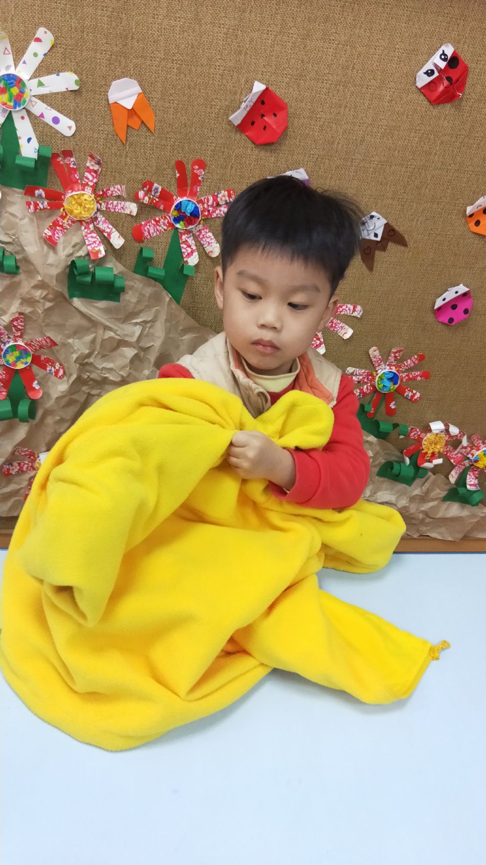 文件 : <FONT COLOR='red'>(109.01.13)摺衣服-5.JPG</FONT> <BR> 尺寸 : <FONT COLOR='blue'>950 × 1689</FONT> 圖元 <BR> 格式 : <FONT COLOR='green'>jpg</FONT> <BR> 大小 : <FONT COLOR='green'> -- </FONT> KB