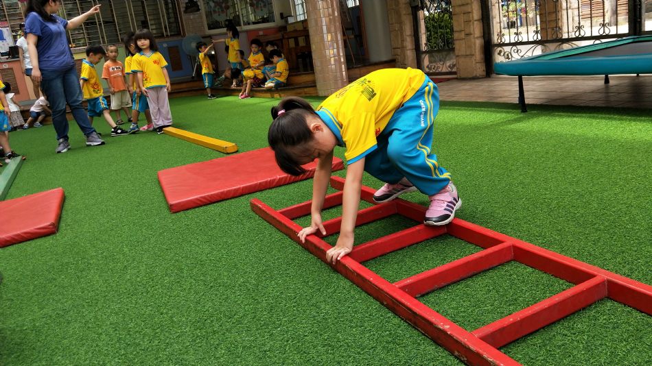 文件 : <FONT COLOR='red'>(109.07.01)體能課-6.JPG</FONT> <BR> 尺寸 : <FONT COLOR='blue'>950 × 534</FONT> 圖元 <BR> 格式 : <FONT COLOR='green'>jpg</FONT> <BR> 大小 : <FONT COLOR='green'> -- </FONT> KB