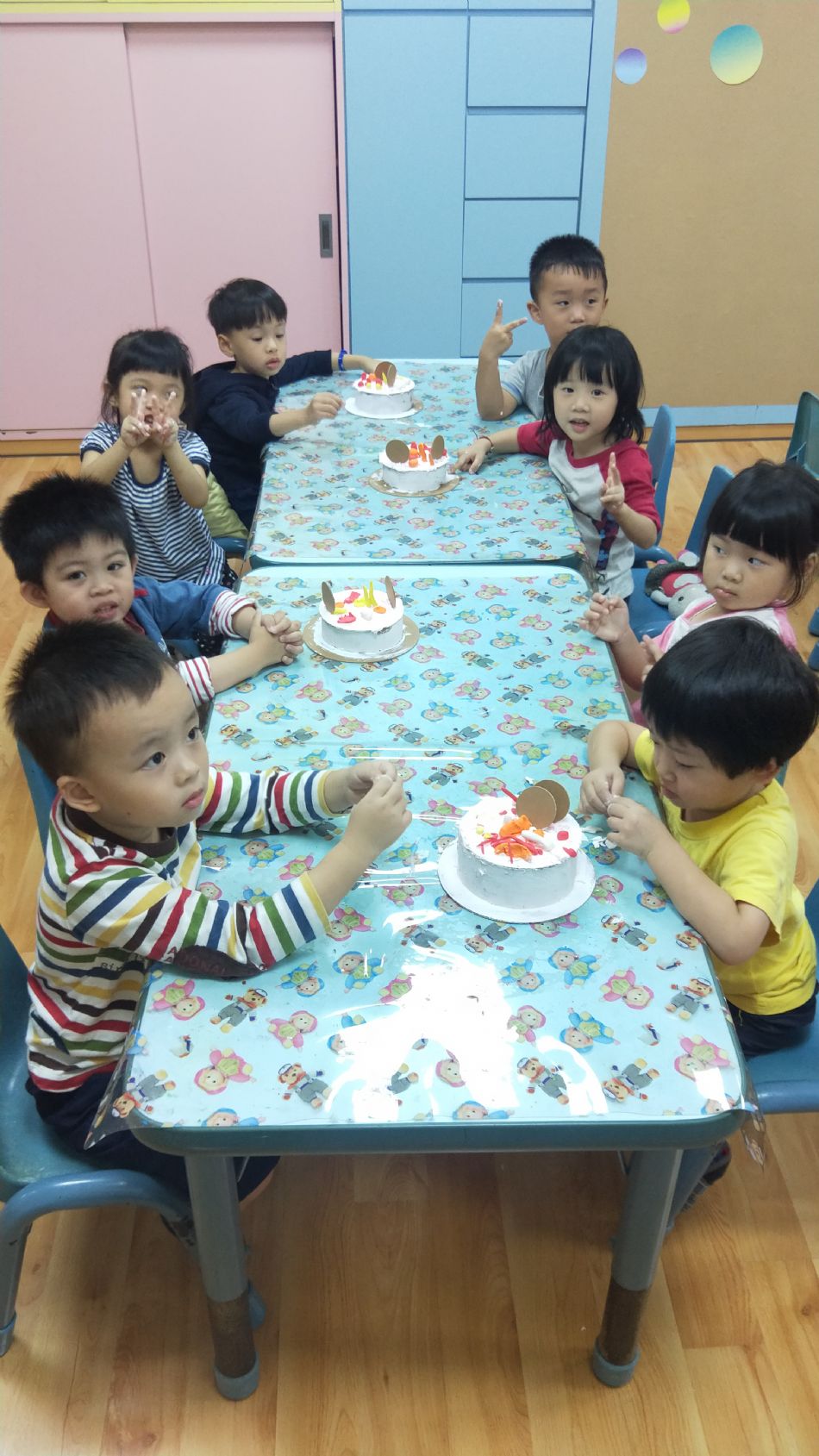 文件 : <FONT COLOR='red'>(108.09.20)美感課【生日快樂】-11.JPG</FONT> <BR> 尺寸 : <FONT COLOR='blue'>950 × 1689</FONT> 圖元 <BR> 格式 : <FONT COLOR='green'>jpg</FONT> <BR> 大小 : <FONT COLOR='green'> -- </FONT> KB