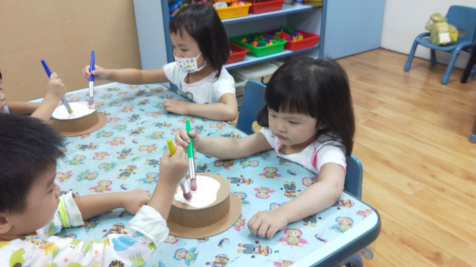 文件 : <FONT COLOR='red'>(108.09.20)美感課【生日快樂】-3.JPG</FONT> <BR> 尺寸 : <FONT COLOR='blue'>950 × 534</FONT> 圖元 <BR> 格式 : <FONT COLOR='green'>jpg</FONT> <BR> 大小 : <FONT COLOR='green'> -- </FONT> KB