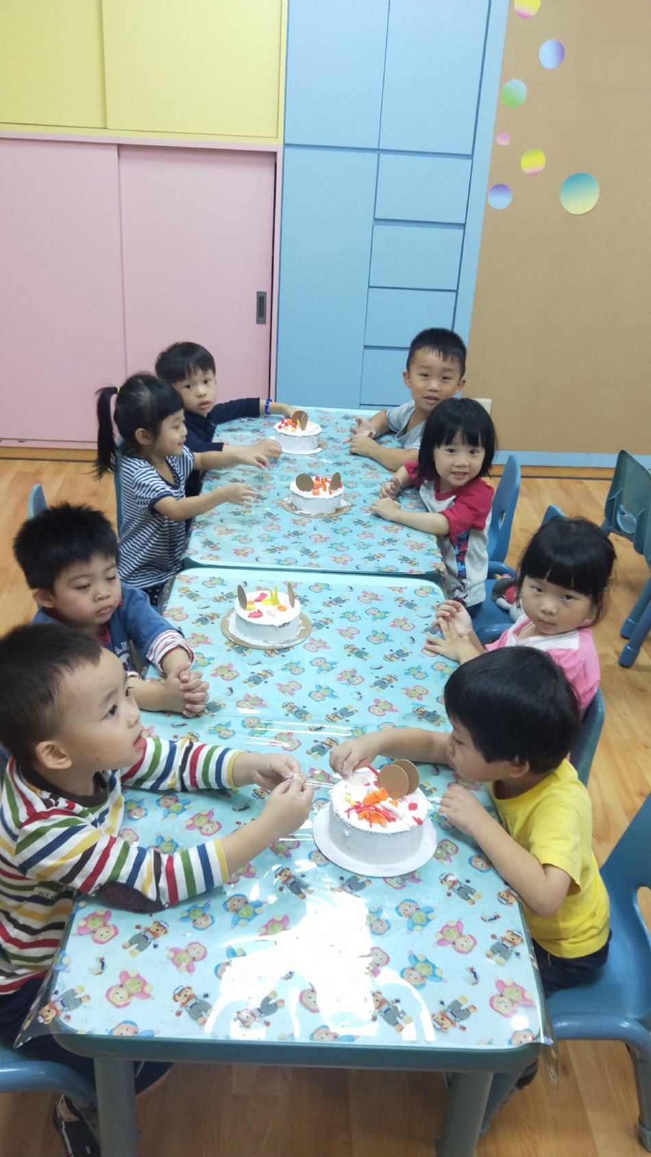 文件 : <FONT COLOR='red'>(108.09.20)美感課【生日快樂】-7.JPG</FONT> <BR> 尺寸 : <FONT COLOR='blue'>950 × 1689</FONT> 圖元 <BR> 格式 : <FONT COLOR='green'>jpg</FONT> <BR> 大小 : <FONT COLOR='green'> -- </FONT> KB