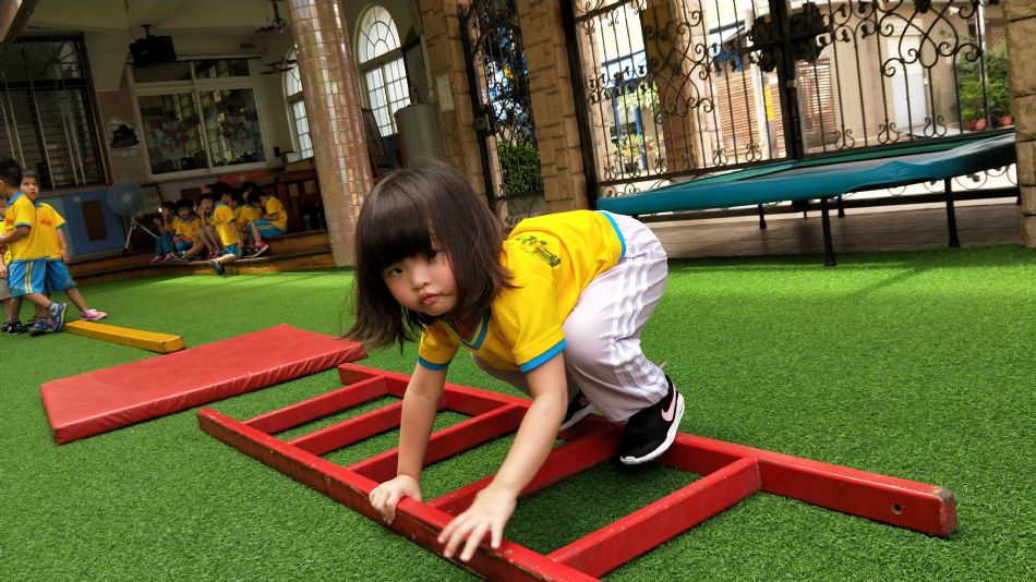 文件 : <FONT COLOR='red'>(109.07.01)體能課-8.JPG</FONT> <BR> 尺寸 : <FONT COLOR='blue'>950 × 534</FONT> 圖元 <BR> 格式 : <FONT COLOR='green'>jpg</FONT> <BR> 大小 : <FONT COLOR='green'> -- </FONT> KB