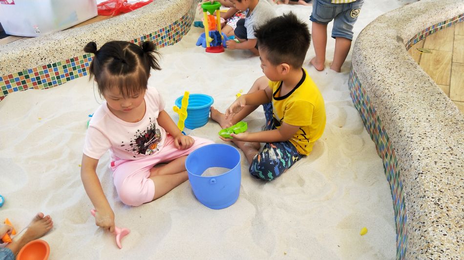 文件 : <FONT COLOR='red'>(109.06.22)玩沙趣-16.JPG</FONT> <BR> 尺寸 : <FONT COLOR='blue'>950 × 534</FONT> 圖元 <BR> 格式 : <FONT COLOR='green'>jpg</FONT> <BR> 大小 : <FONT COLOR='green'> -- </FONT> KB