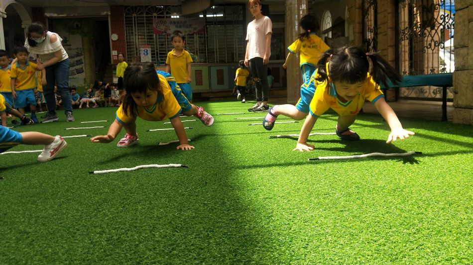 文件 : <FONT COLOR='red'>(109.06.03)體能課-5.JPG</FONT> <BR> 尺寸 : <FONT COLOR='blue'>950 × 534</FONT> 圖元 <BR> 格式 : <FONT COLOR='green'>jpg</FONT> <BR> 大小 : <FONT COLOR='green'> -- </FONT> KB