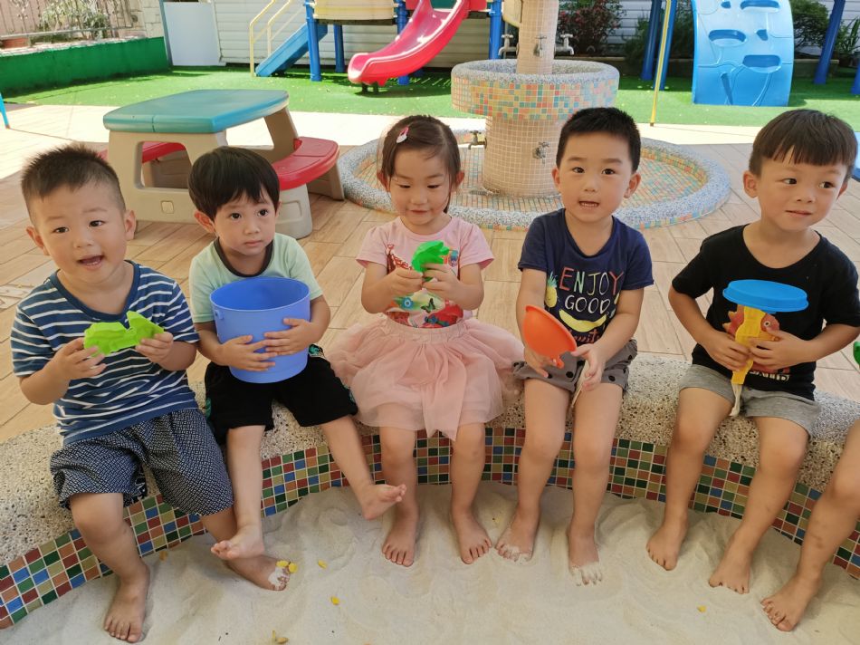 文件 : <FONT COLOR='red'>(109.06.22)開心玩沙-5.JPG</FONT> <BR> 尺寸 : <FONT COLOR='blue'>950 × 712</FONT> 圖元 <BR> 格式 : <FONT COLOR='green'>jpg</FONT> <BR> 大小 : <FONT COLOR='green'> -- </FONT> KB