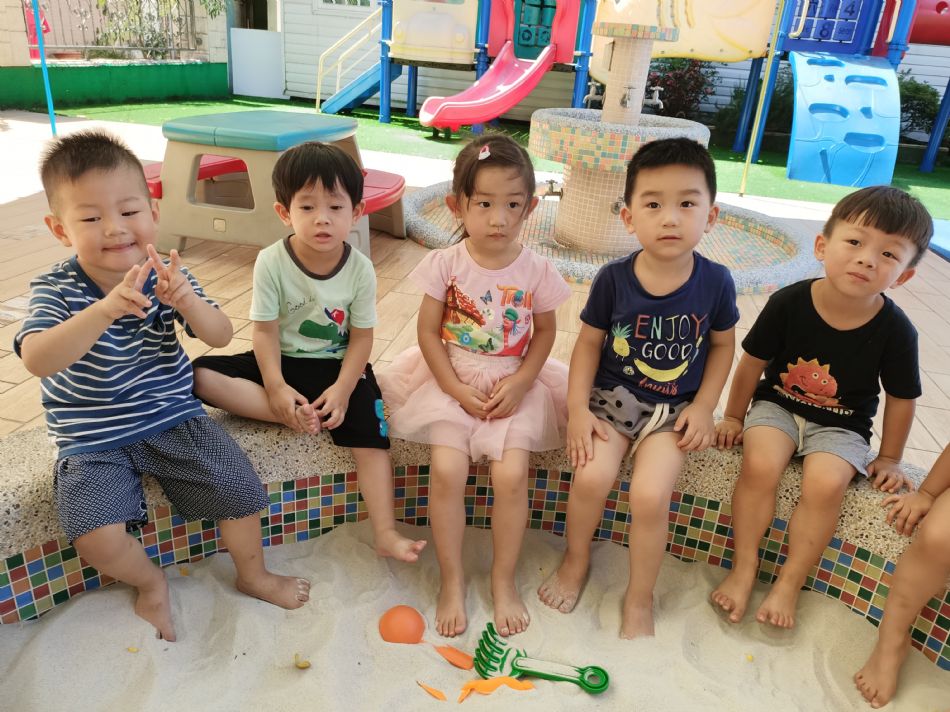 文件 : <FONT COLOR='red'>(109.06.22)開心玩沙-8.JPG</FONT> <BR> 尺寸 : <FONT COLOR='blue'>950 × 712</FONT> 圖元 <BR> 格式 : <FONT COLOR='green'>jpg</FONT> <BR> 大小 : <FONT COLOR='green'> -- </FONT> KB