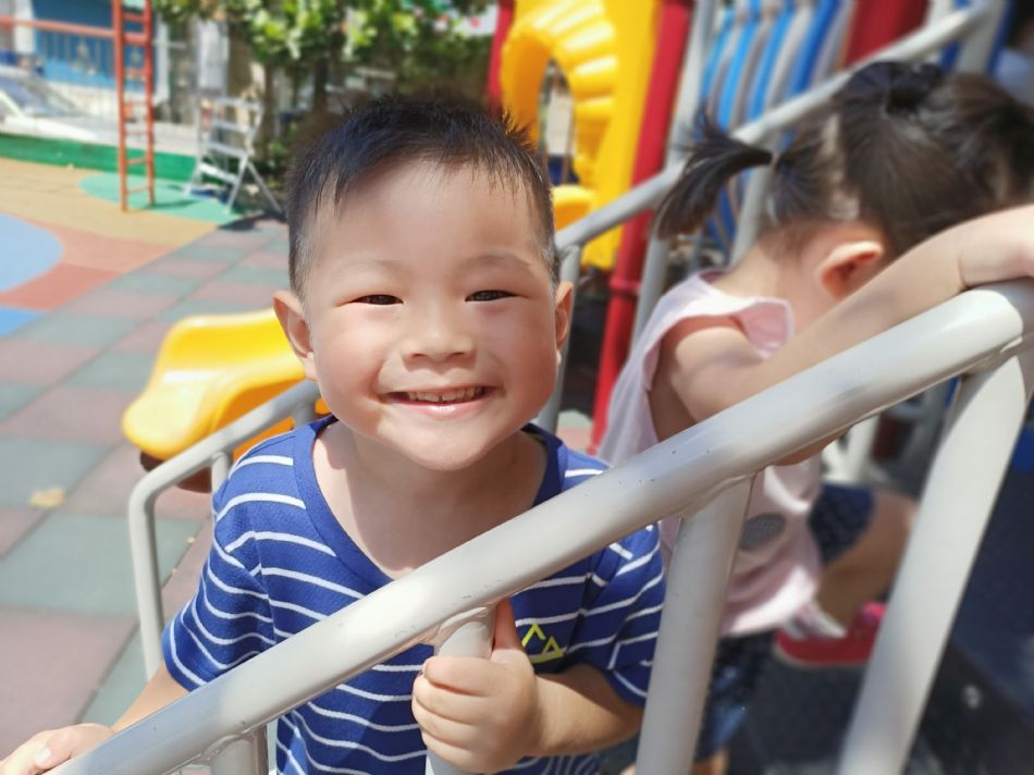 文件 : <FONT COLOR='red'>(109.06.29)操場遊戲-9.JPG</FONT> <BR> 尺寸 : <FONT COLOR='blue'>950 × 712</FONT> 圖元 <BR> 格式 : <FONT COLOR='green'>jpg</FONT> <BR> 大小 : <FONT COLOR='green'> -- </FONT> KB