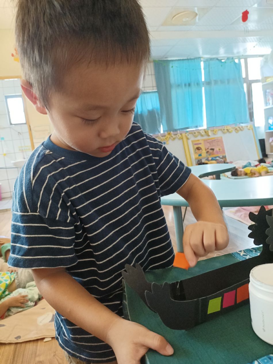 文件 : <FONT COLOR='red'>(109.06.17)美感【端午龍舟】-11.JPG</FONT> <BR> 尺寸 : <FONT COLOR='blue'>950 × 1267</FONT> 圖元 <BR> 格式 : <FONT COLOR='green'>jpg</FONT> <BR> 大小 : <FONT COLOR='green'> -- </FONT> KB