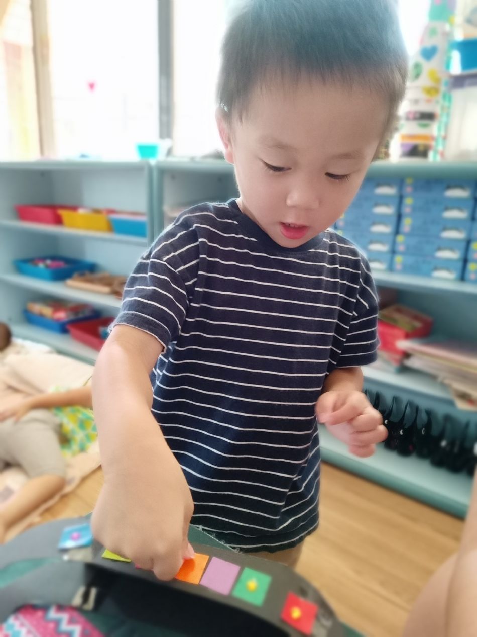 文件 : <FONT COLOR='red'>(109.06.17)美感【端午龍舟】-5.JPG</FONT> <BR> 尺寸 : <FONT COLOR='blue'>950 × 1267</FONT> 圖元 <BR> 格式 : <FONT COLOR='green'>jpg</FONT> <BR> 大小 : <FONT COLOR='green'> -- </FONT> KB