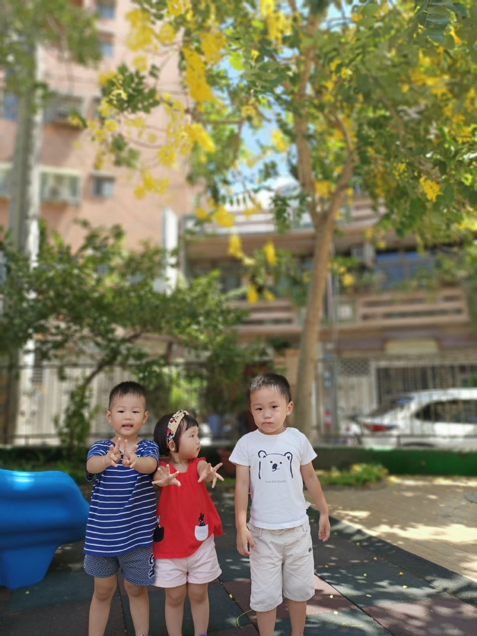 文件 : <FONT COLOR='red'>(109.06.29)操場遊戲-11.JPG</FONT> <BR> 尺寸 : <FONT COLOR='blue'>950 × 1267</FONT> 圖元 <BR> 格式 : <FONT COLOR='green'>jpg</FONT> <BR> 大小 : <FONT COLOR='green'> -- </FONT> KB