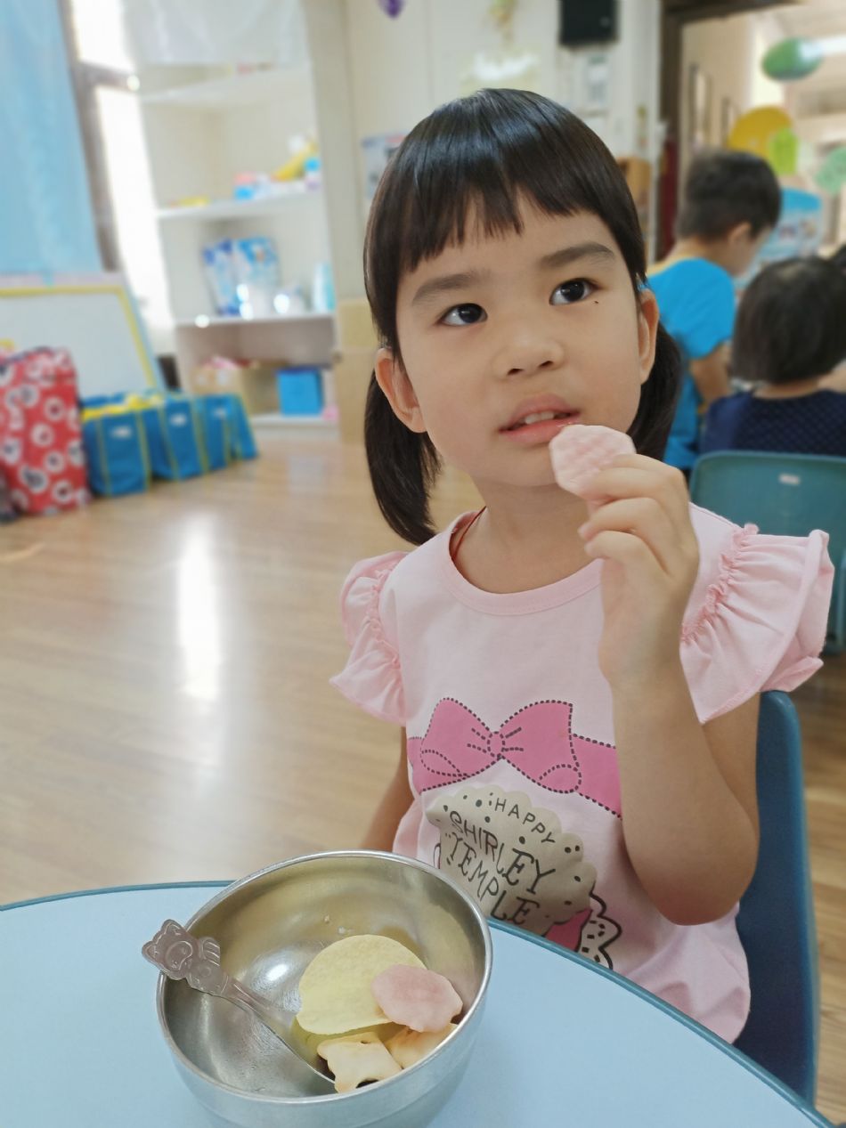 文件 : <FONT COLOR='red'>(109.07.17)同樂活動-2.JPG</FONT> <BR> 尺寸 : <FONT COLOR='blue'>950 × 1267</FONT> 圖元 <BR> 格式 : <FONT COLOR='green'>jpg</FONT> <BR> 大小 : <FONT COLOR='green'> -- </FONT> KB