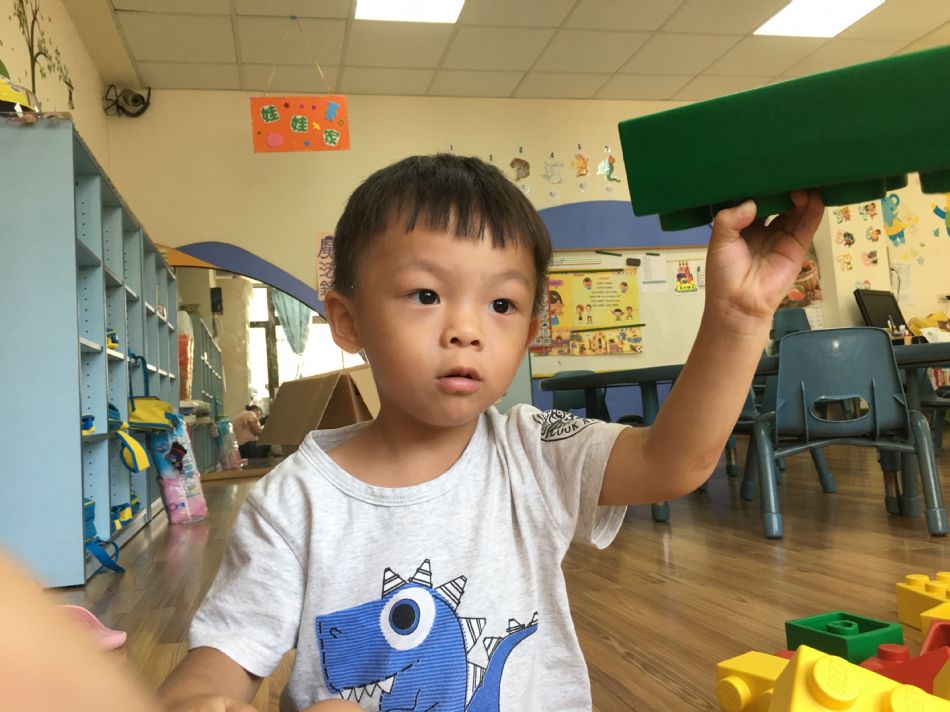 文件 : <FONT COLOR='red'>(108.08.28)樂高積木【彩色樂園】-6.JPG</FONT> <BR> 尺寸 : <FONT COLOR='blue'>950 × 712</FONT> 圖元 <BR> 格式 : <FONT COLOR='green'>jpg</FONT> <BR> 大小 : <FONT COLOR='green'> -- </FONT> KB