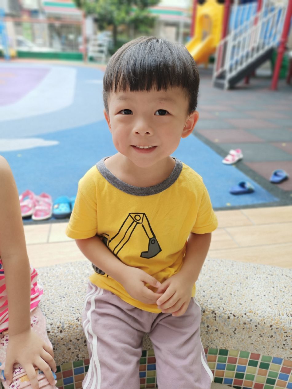 文件 : <FONT COLOR='red'>(109.06.20)玩沙趣-1.JPG</FONT> <BR> 尺寸 : <FONT COLOR='blue'>950 × 1267</FONT> 圖元 <BR> 格式 : <FONT COLOR='green'>jpg</FONT> <BR> 大小 : <FONT COLOR='green'> -- </FONT> KB