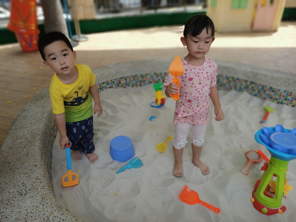 文件 : <FONT COLOR='red'>(109.06.20)玩沙趣-4.JPG</FONT> <BR> 尺寸 : <FONT COLOR='blue'>950 × 712</FONT> 圖元 <BR> 格式 : <FONT COLOR='green'>jpg</FONT> <BR> 大小 : <FONT COLOR='green'> -- </FONT> KB