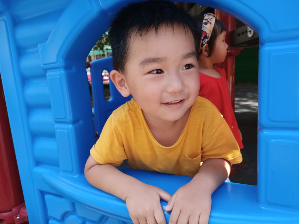 文件 : <FONT COLOR='red'>(109.06.29)操場遊戲-9.JPG</FONT> <BR> 尺寸 : <FONT COLOR='blue'>950 × 712</FONT> 圖元 <BR> 格式 : <FONT COLOR='green'>jpg</FONT> <BR> 大小 : <FONT COLOR='green'> -- </FONT> KB