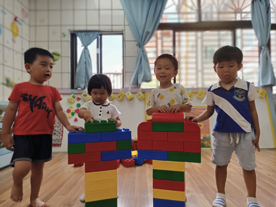 文件 : <FONT COLOR='red'>(109.06.30)樂高【好吃的冰棒】-8.JPG</FONT> <BR> 尺寸 : <FONT COLOR='blue'>950 × 712</FONT> 圖元 <BR> 格式 : <FONT COLOR='green'>jpg</FONT> <BR> 大小 : <FONT COLOR='green'> -- </FONT> KB