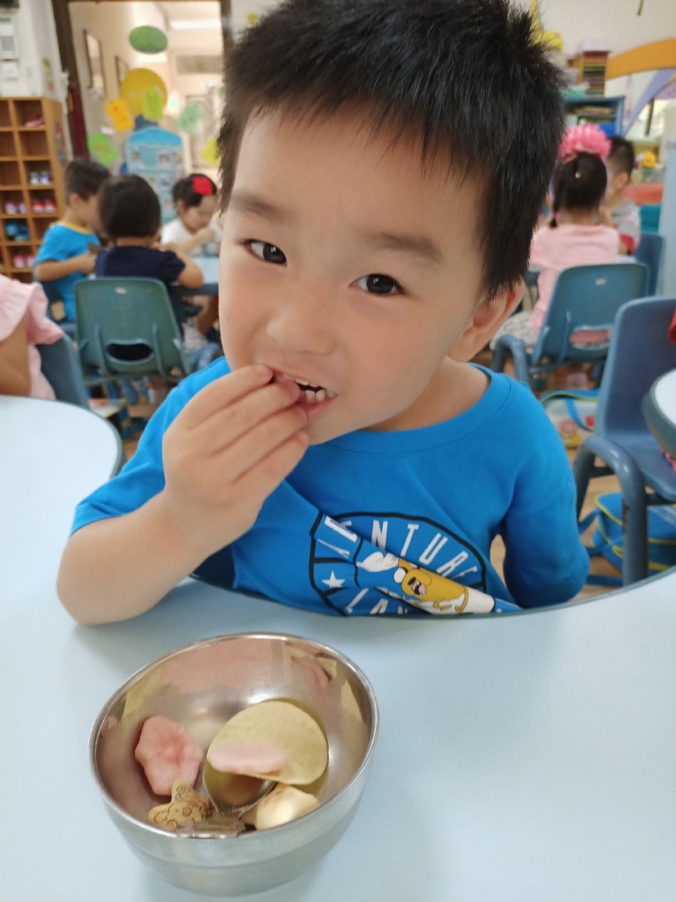 文件 : <FONT COLOR='red'>(109.07.17)同樂活動-1.JPG</FONT> <BR> 尺寸 : <FONT COLOR='blue'>950 × 1267</FONT> 圖元 <BR> 格式 : <FONT COLOR='green'>jpg</FONT> <BR> 大小 : <FONT COLOR='green'> -- </FONT> KB