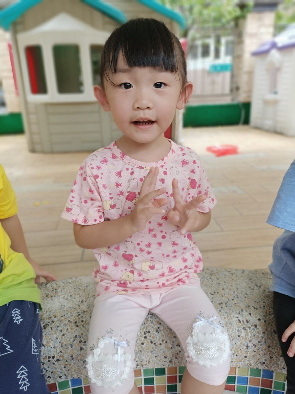 文件 : <FONT COLOR='red'>(109.06.20)玩沙趣-7.JPG</FONT> <BR> 尺寸 : <FONT COLOR='blue'>950 × 1267</FONT> 圖元 <BR> 格式 : <FONT COLOR='green'>jpg</FONT> <BR> 大小 : <FONT COLOR='green'> -- </FONT> KB