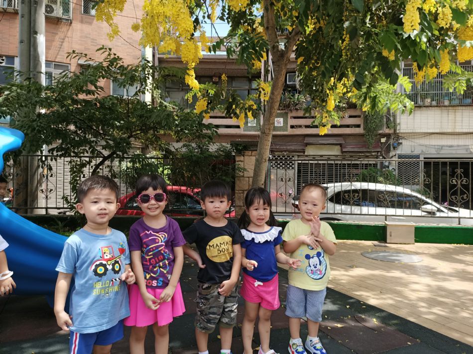 文件 : <FONT COLOR='red'>(109.06.24)操場活動-8.JPG</FONT> <BR> 尺寸 : <FONT COLOR='blue'>950 × 712</FONT> 圖元 <BR> 格式 : <FONT COLOR='green'>jpg</FONT> <BR> 大小 : <FONT COLOR='green'> -- </FONT> KB