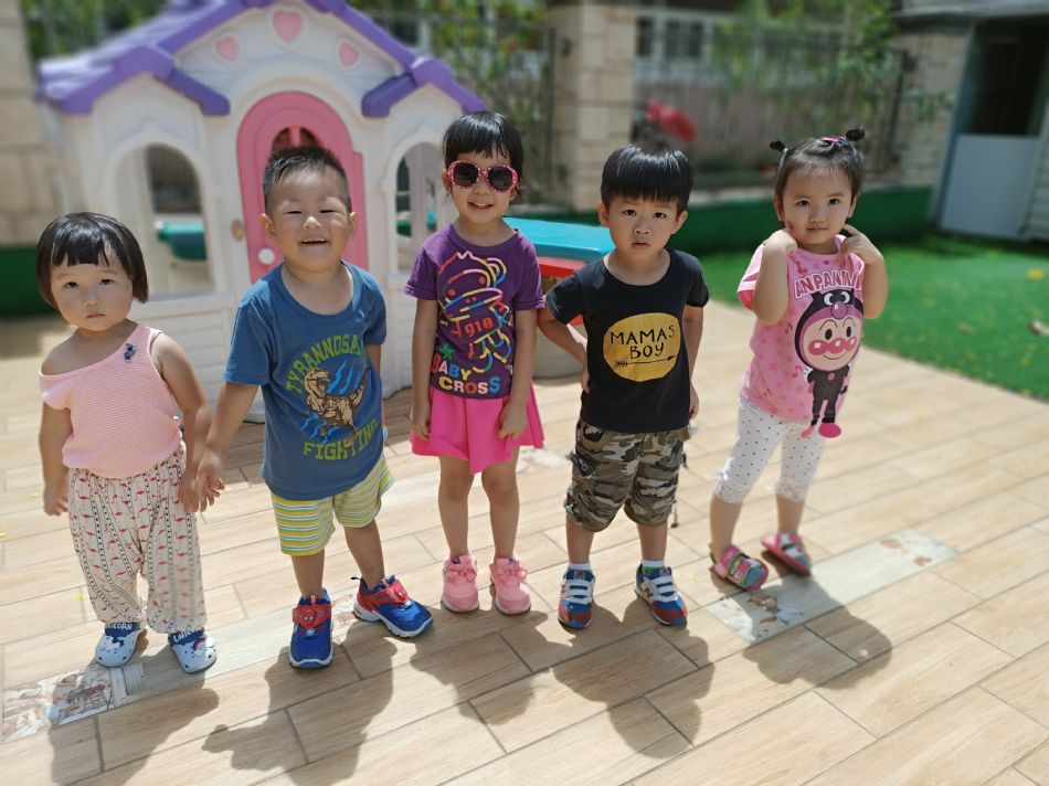 文件 : <FONT COLOR='red'>(109.06.24)操場活動-9.JPG</FONT> <BR> 尺寸 : <FONT COLOR='blue'>950 × 712</FONT> 圖元 <BR> 格式 : <FONT COLOR='green'>jpg</FONT> <BR> 大小 : <FONT COLOR='green'> -- </FONT> KB