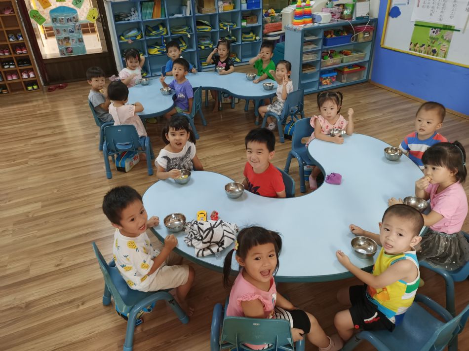 文件 : <FONT COLOR='red'>(109.07.17)同樂活動-4.JPG</FONT> <BR> 尺寸 : <FONT COLOR='blue'>950 × 712</FONT> 圖元 <BR> 格式 : <FONT COLOR='green'>jpg</FONT> <BR> 大小 : <FONT COLOR='green'> -- </FONT> KB