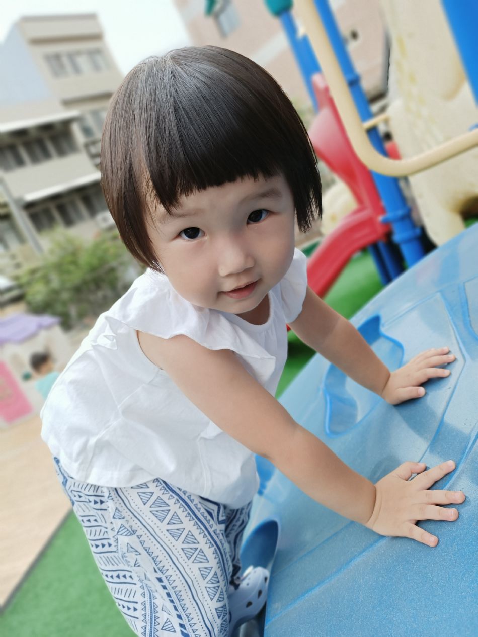 文件 : <FONT COLOR='red'>(109.06.11)操場遊戲-8.JPG</FONT> <BR> 尺寸 : <FONT COLOR='blue'>950 × 1267</FONT> 圖元 <BR> 格式 : <FONT COLOR='green'>jpg</FONT> <BR> 大小 : <FONT COLOR='green'> -- </FONT> KB