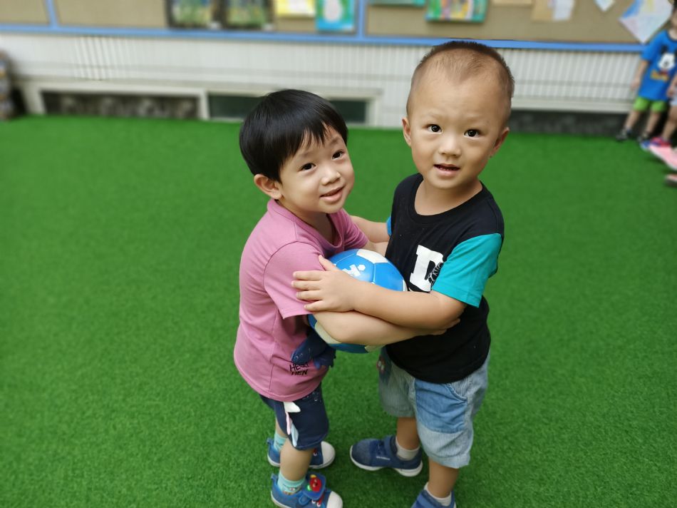 文件 : <FONT COLOR='red'>(109.06.17)體能【QQ棒棒糖】-4.JPG</FONT> <BR> 尺寸 : <FONT COLOR='blue'>950 × 712</FONT> 圖元 <BR> 格式 : <FONT COLOR='green'>jpg</FONT> <BR> 大小 : <FONT COLOR='green'> -- </FONT> KB