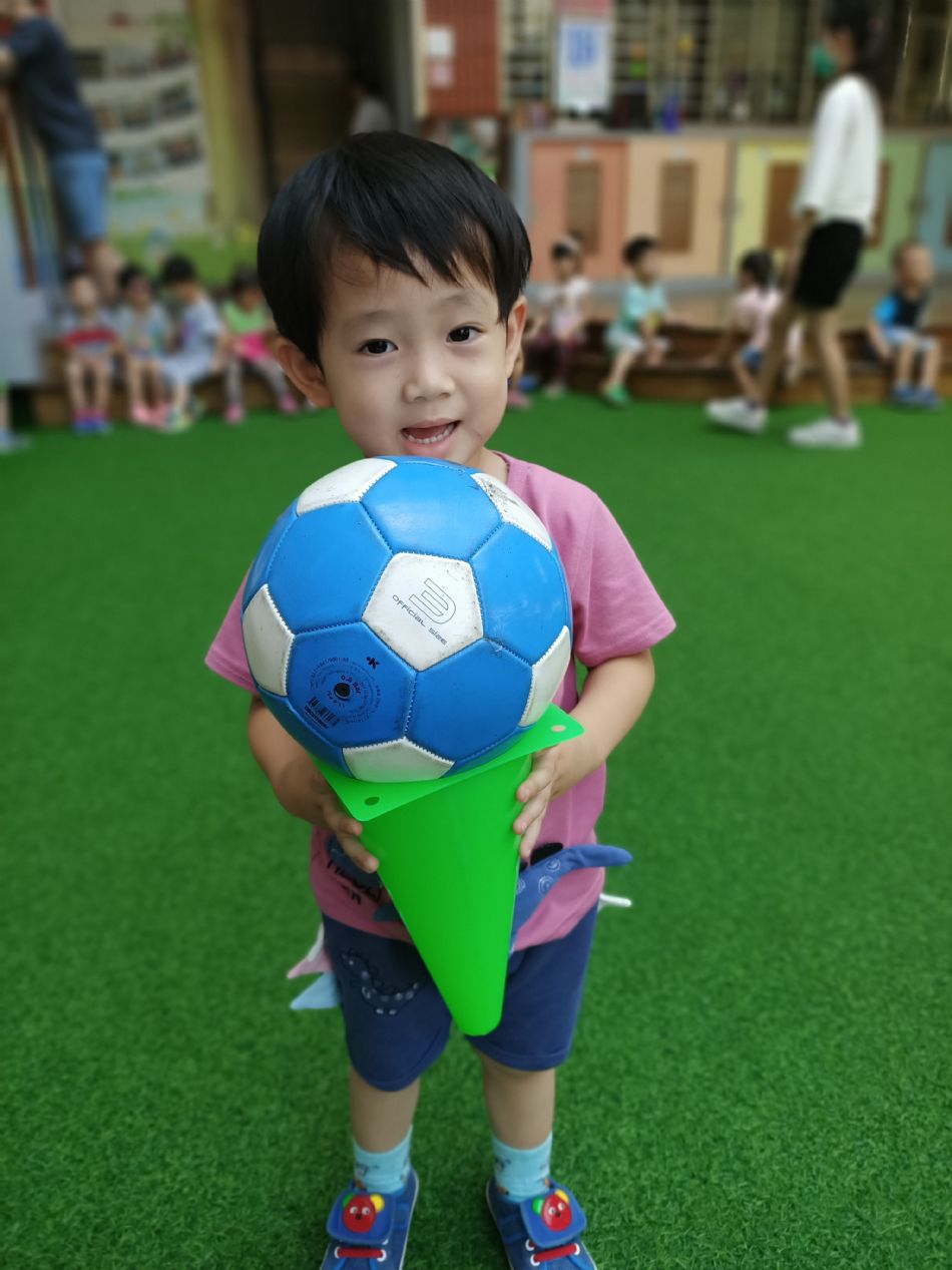 文件 : <FONT COLOR='red'>(109.06.17)體能【QQ棒棒糖】-8.JPG</FONT> <BR> 尺寸 : <FONT COLOR='blue'>950 × 1267</FONT> 圖元 <BR> 格式 : <FONT COLOR='green'>jpg</FONT> <BR> 大小 : <FONT COLOR='green'> -- </FONT> KB